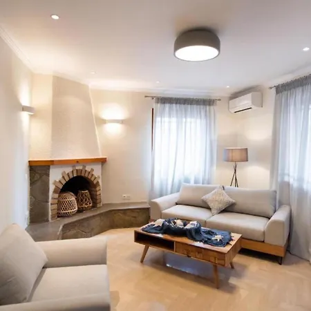 בית נופש Rosa's House Lefkada Av ניקיאנה